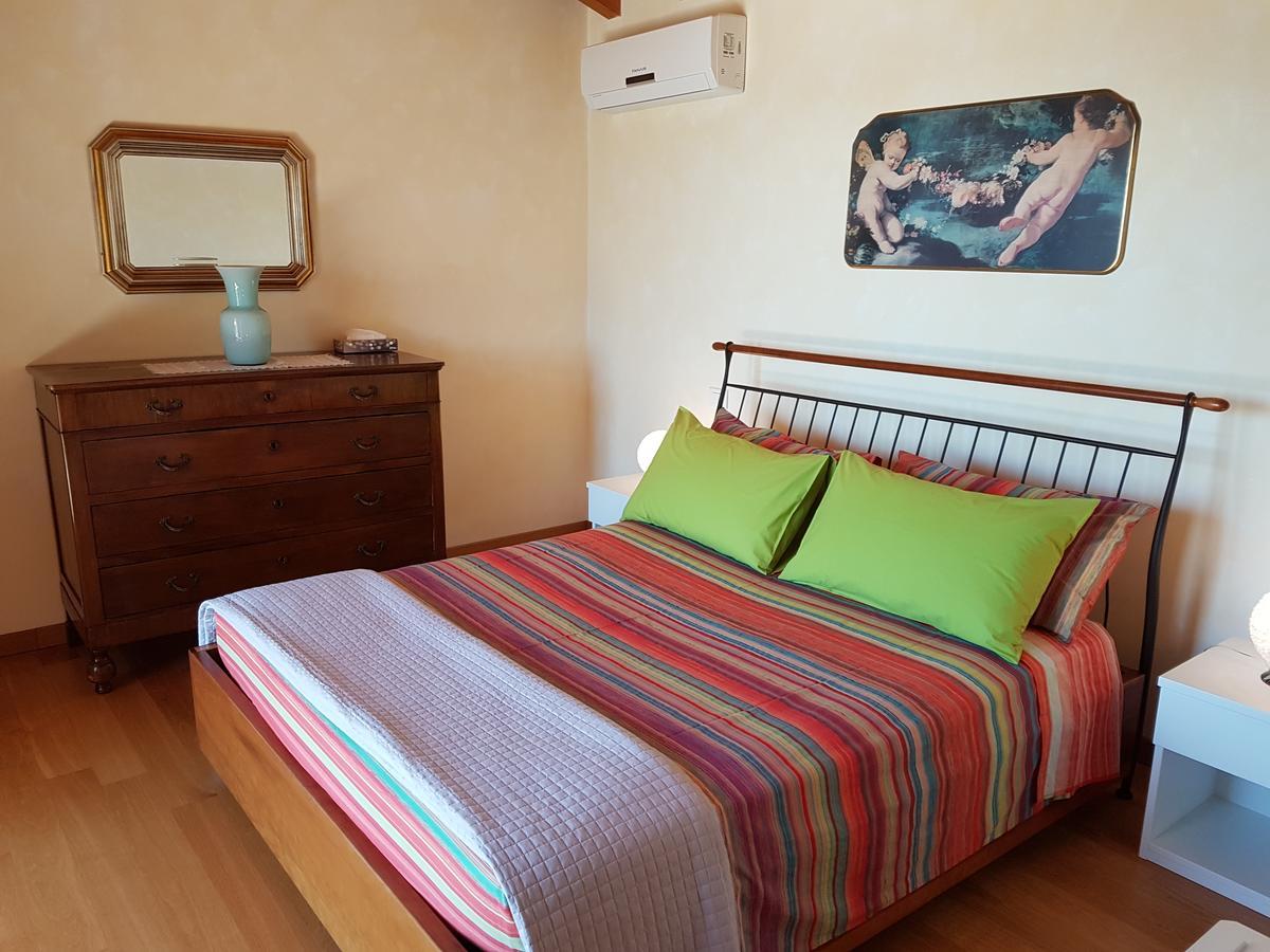 B&B La Rubiana Caprino Veronese Bilik gambar